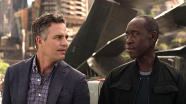 Mark Ruffalo dan Don Cheadle