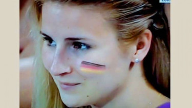 Paras cantik pebulutangkis putri Jerman, Fabienne Deprez