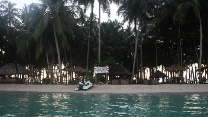 Warkop Pak Itam di Pulau Panjang, Kabupaten Aceh Singkil
