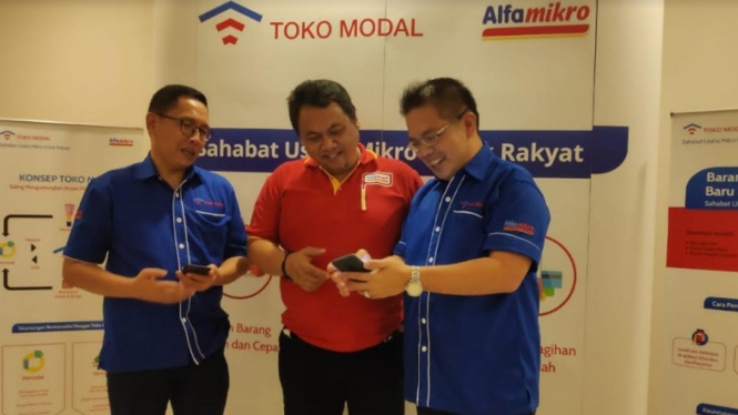Tokomodal) bekerja sama dengan Alfamart