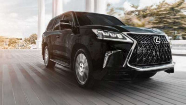 Lexus 570 Sport resmi meluncur di Indonesia.