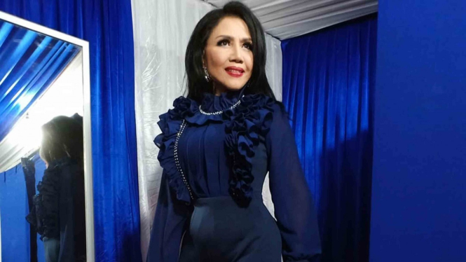 sorot dangdut rita sugiarto