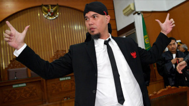 Ahmad Dhani.