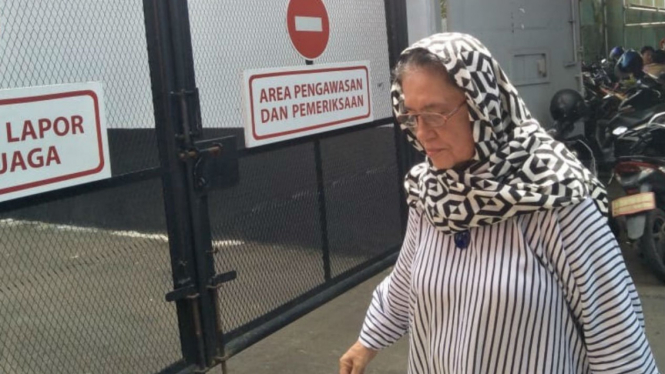 Ibunda Ahmad Dhani, Joyce Theresia Pamela Kohler