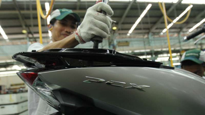 Proses produksi motor Honda PCX 150