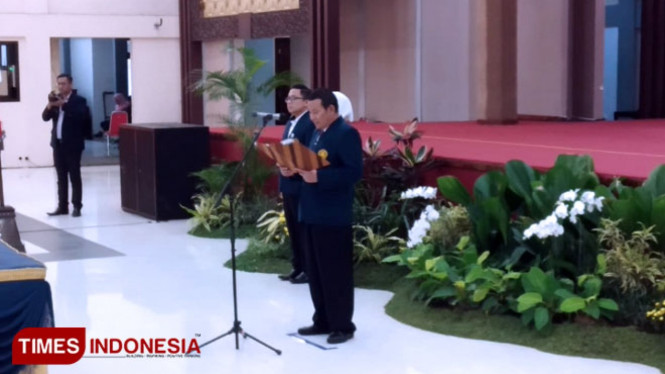 Empat Wakil Rektor UB yang dilantik di Samantha Krida UB.(Foto: Imadudin M/TIMES Indonesia)
