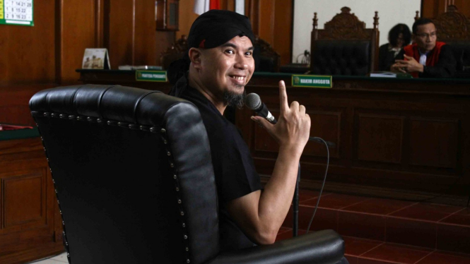 Terdakwa kasus dugaan pencemaran nama baik Ahmad Dhani.