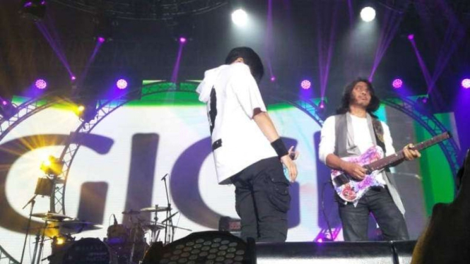 Band Gigi 