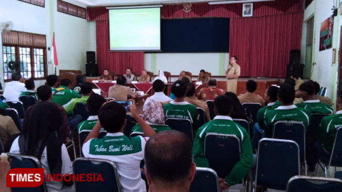 Kunjungan Pengurus KONI Jatim di Tuban  Bumi Wali, The Spirit Of Harmony dalam rangka peninjauan kesiapan tuan rumah Porprov VI Jatim, di Gedung Pertemeuan Dinas Pendidikan Tuban, Selasa, (12/02/2019) (Foto: Achmad Choirudin)
