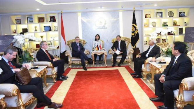 Bamsoet saat menerima Duta Besar Jerman untuk Indonesia.