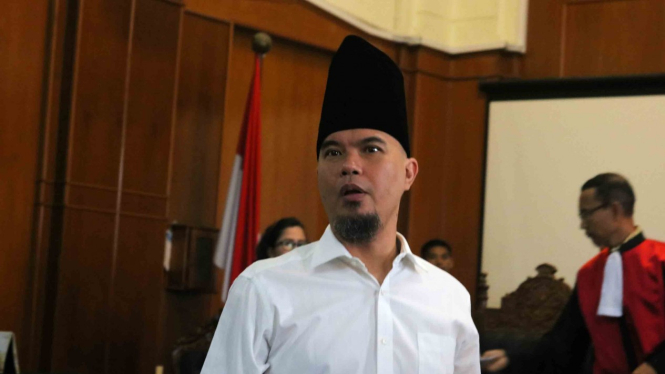 Terdakwa kasus dugaan pencemaran nama baik Ahmad Dhani.