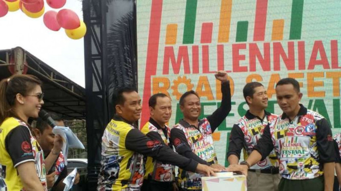 Kampanye  Milenial Road Safety Festival 2019 di Depok.