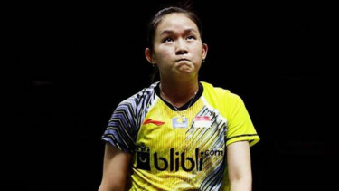 Tunggal putri Indonesia, Ruselli Hartawan.