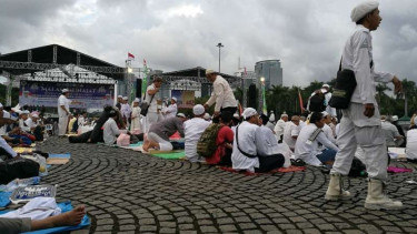 Peserta munajat 212 sudah memadati Monas, Kamis, 21 Februari 2019.