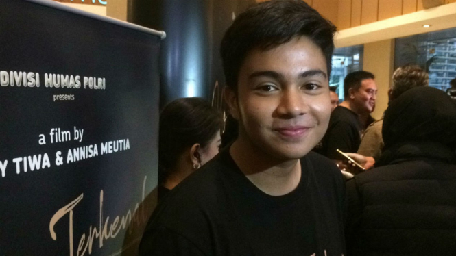 Selebriti Umay Shahab 