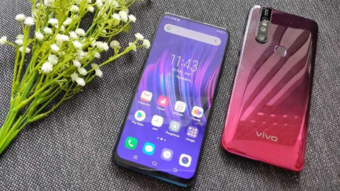 Vivo V15.