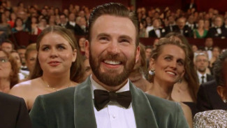 Momen Chris Evans di Piala Oscar 2019, Bikin Netizen 'Mesem-mesem'