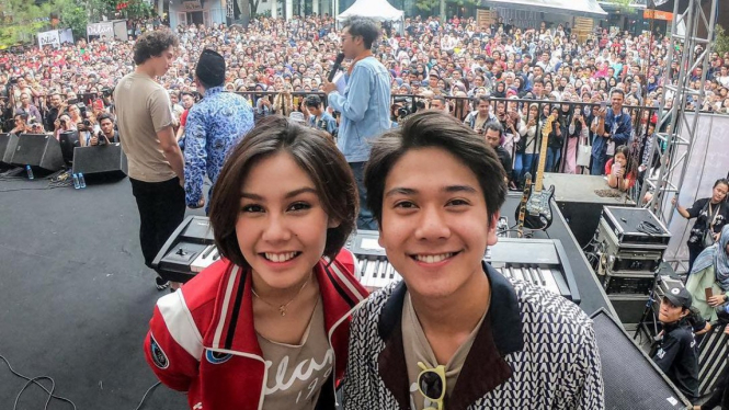 Vanesha Prescilla dan Iqbaal Ramadhan dua bintang film Dilan 1991
