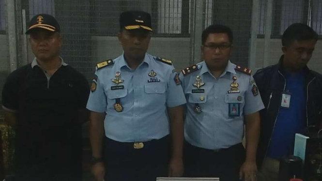 Kepala Rutan Kelas II B Depok, Jawa Barat, Bawono Ika Sutomo (Kedua dari kiri).