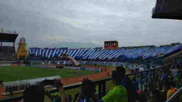 Stadion Si Jalak Harupat, Bandung.