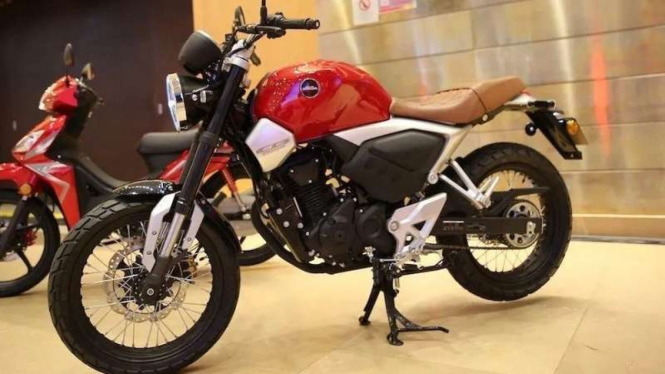 Honda CB190SS resmi debut di China.