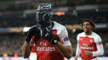 Selebrasi Black Panther ala striker Arsenal, Pierre-Emerick Aubameyang