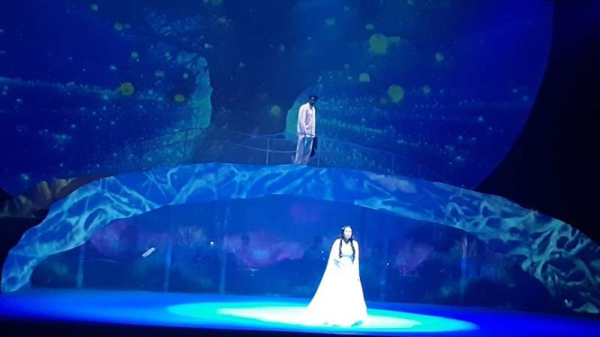 Teater Cinta Tak Pernah Sederhana