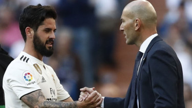 Zinedine Zidane dan Isco saat Real Madrid kalahkan Celta Vigo