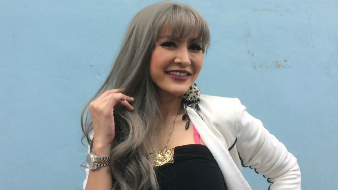 Cynthiara Alona.