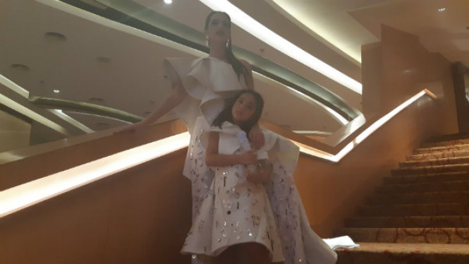 Nia Ramadhani dan Mikhaila