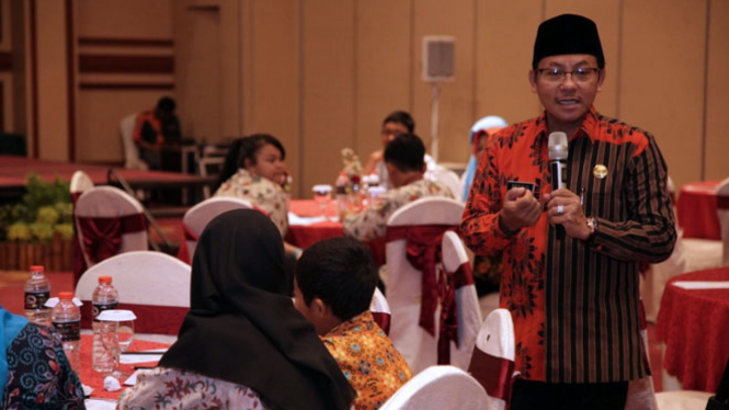Wali Kota Malang, Sutiaji saat memberikan materi terkait bahaya hoax di media sosial. (Foto: Humas Pemkot Malang)