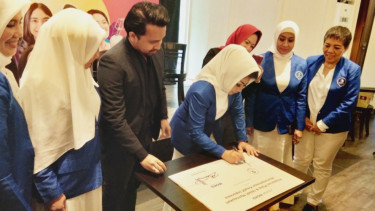 Penandatanganan Kerja Sama Moka dan IWAPI