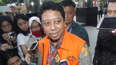 Mantan Ketua Umum Partai Persatuan Pembangunan, M. Romahurmuziy, jadi tersangka kasus dugaan suap jual beli jabatan di Kementerian Agama.