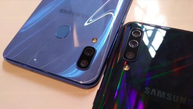 Samsung Galaxy A30 dan A50