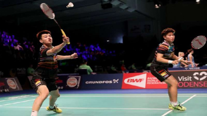 Wang Yilyu/Huang Dongping.