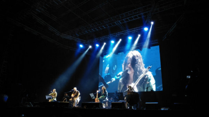 Daramuda Project di Konser Iwan Fals