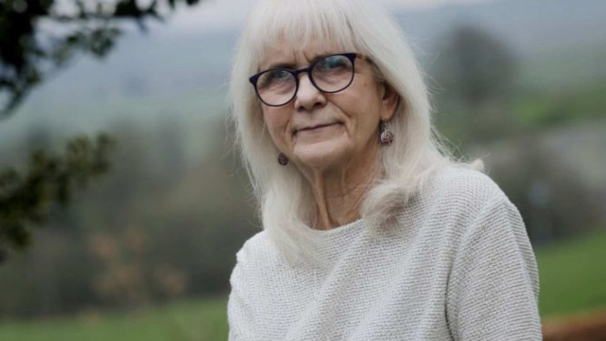 Jo Cameron memiliki mutasi gen langka yang membuat dia merasa sakit lebih sedikit dan sembuh lebih cepat dibandingkan orang pada umumnya.