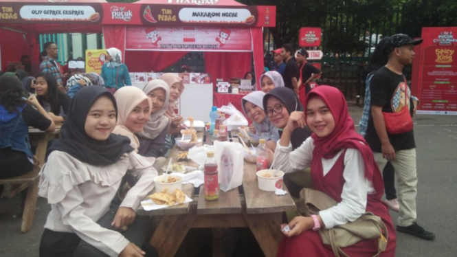 Pengunjung di Pucuk Coolinary Festival