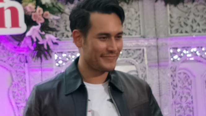 Arifin Putra.