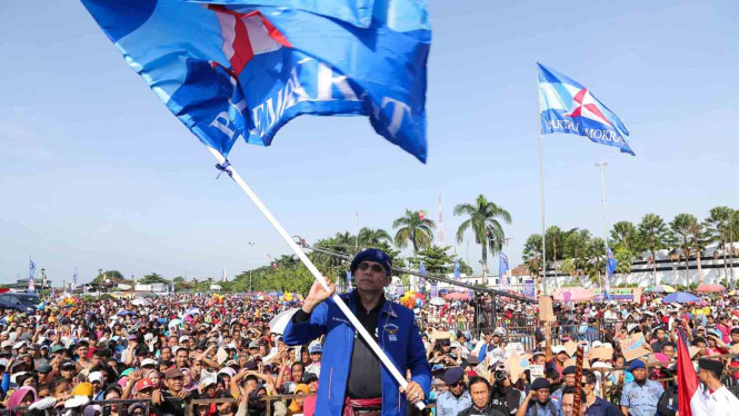 Bendera Partai Demokrat