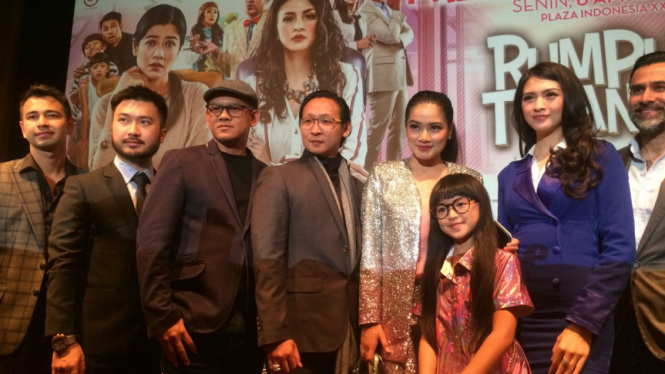 Pemeran film Rumput Tetangga