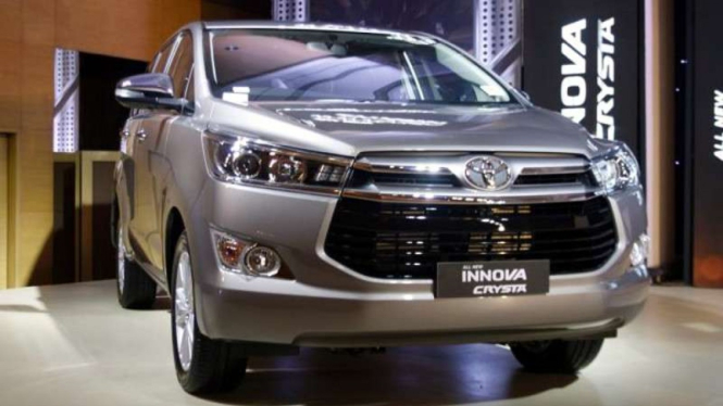 Toyota Innova Crysta