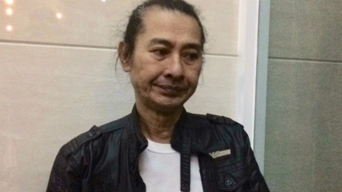 Mus Mujiono.