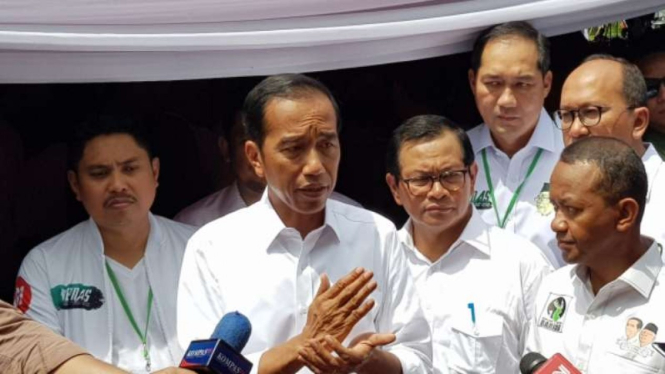 Presiden Jokowi.