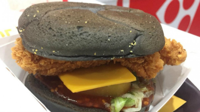 McSpicy Black Topokki Mc Donlads