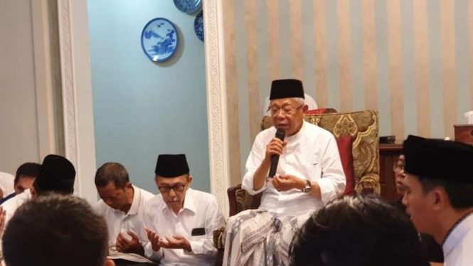 KH Maruf Amin.