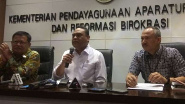 Menteri PANRB, Syafruddin.