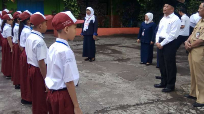 Mendikbud Tinjau Pelaksanaan USBN Siswa SD
