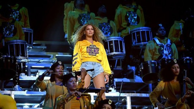 Film dokumenter BeyoncÃ© yang baru dirilis Netflix menghadirkan kutipan dan suara dari sejumlah pemimpin dan cendekiawan kulit hitam - Larry Busacca/Getty Images for Coachella