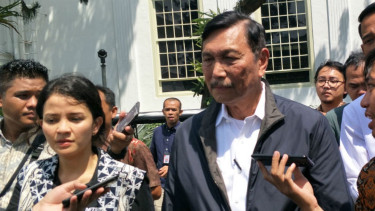 Menteri Koordinator Bidang Kemaritiman Luhut Binsar Panjaitan di Istana Negara